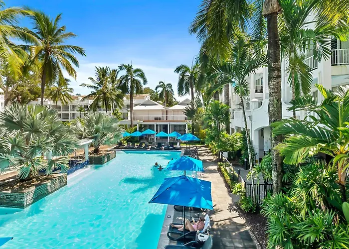 Private Beach Club Apartment In Building 2